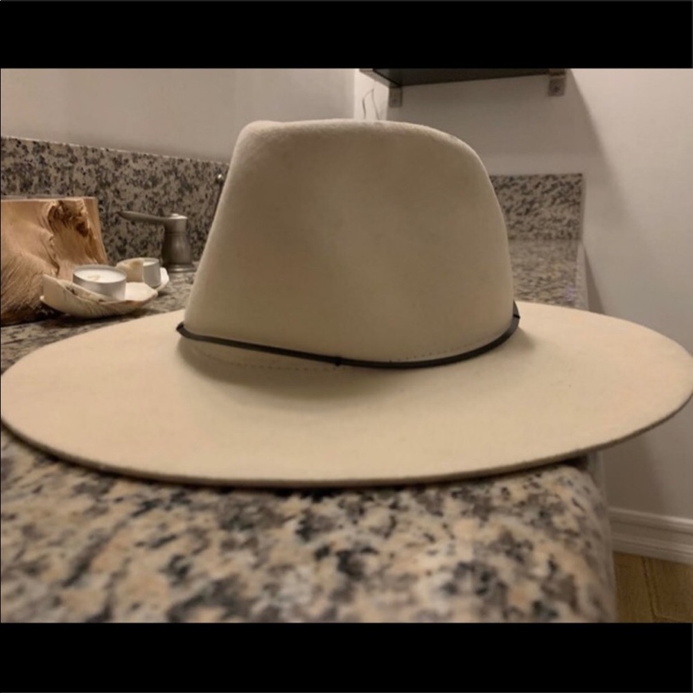 Janessa Leone “Neil” wool hat cream